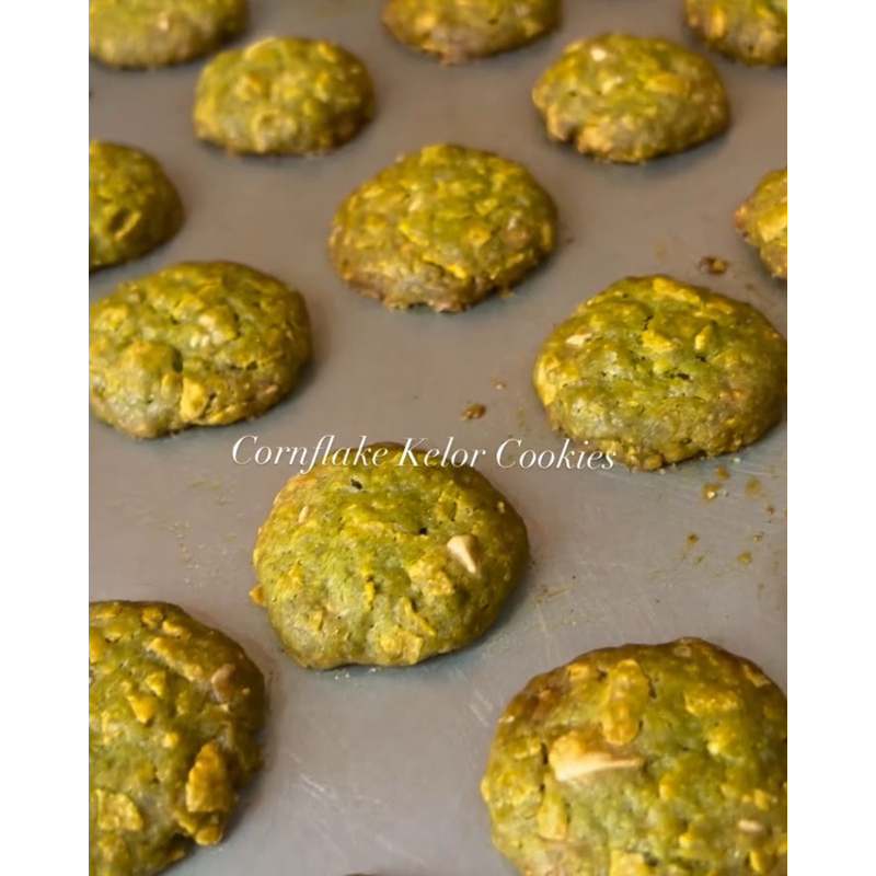 

Kelor Cookies with Corn flakes - Oleh Oleh Labuan Bajo