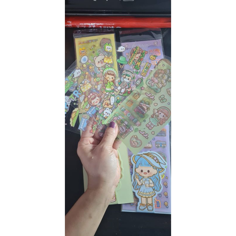 

Stiker momo isi 6lembar premium
