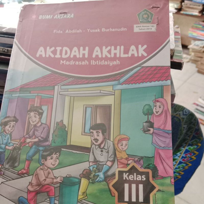 aqidah akhlak untuk MI kelas 3 kurikulum 2019