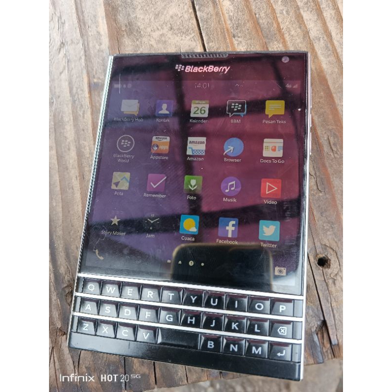 blackberry passport