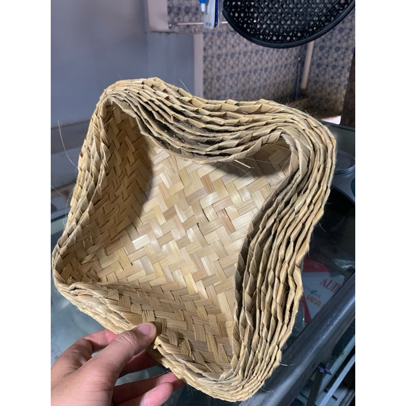 Besek Bakul Walet 25 x 25 cm isi 10