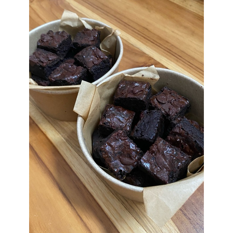 

Premium Fudgy Chocolate Brownies Jogja