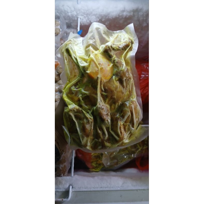 

BEBEK UNGKEP / AYAM UNGKEP 1 EKOR