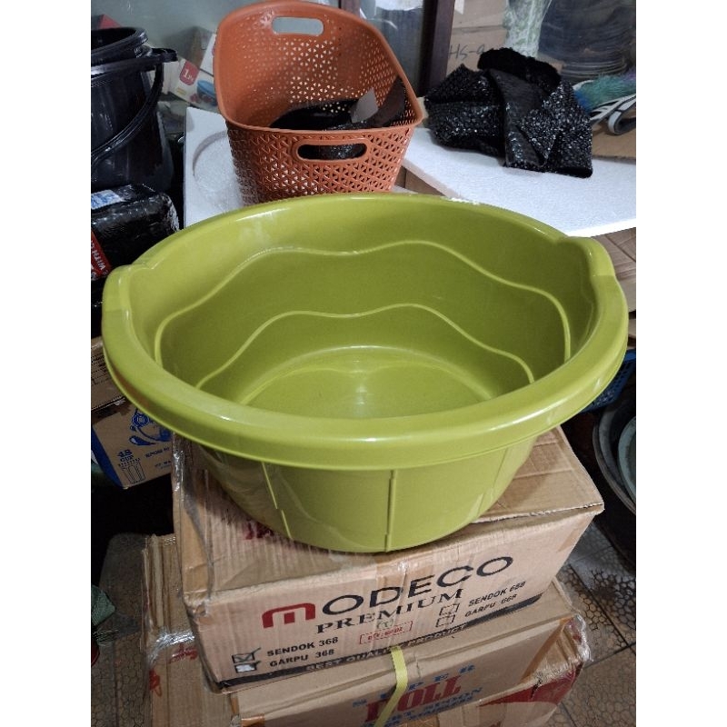 Bak Osaka Ukuran 20 Warna Hijau / Waskom Osaka Ukuran 20 Hijau / Bak Plastik Osaka Ukuran 20 Hijau