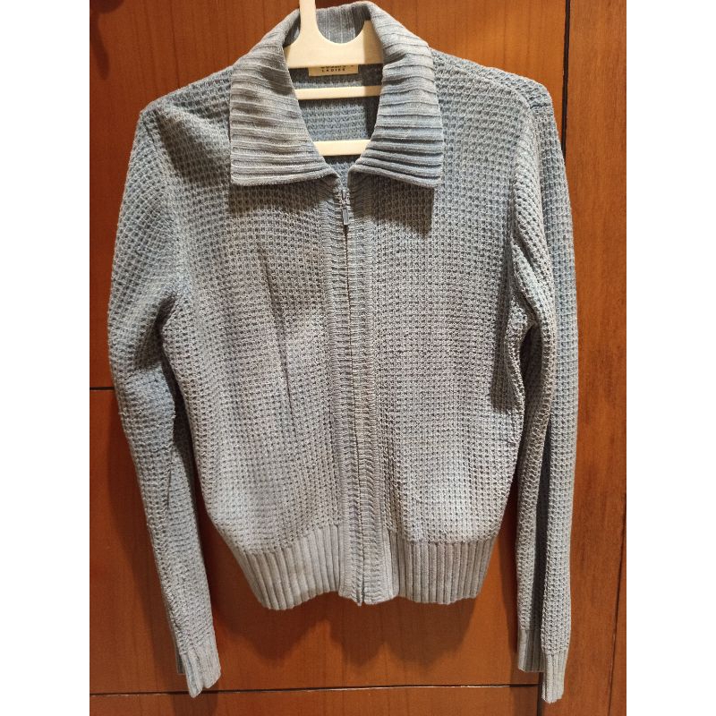 Jaket rajut wanita Bossini preloved