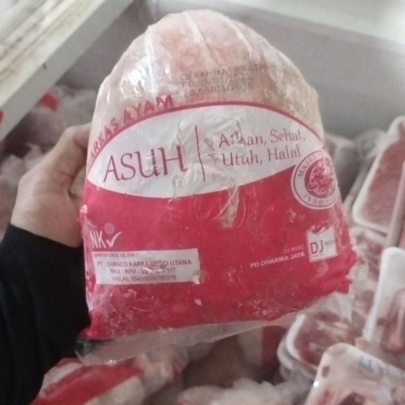 

Ayam karkas utuh 1 ekor