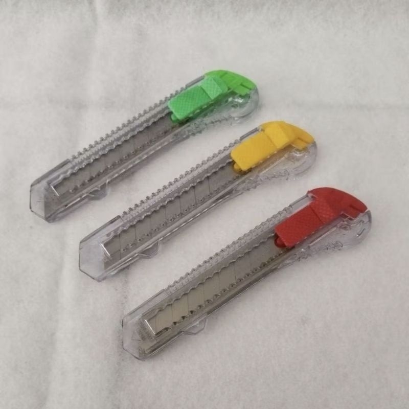 

Pisau Cutter Gunindo Besar A-18