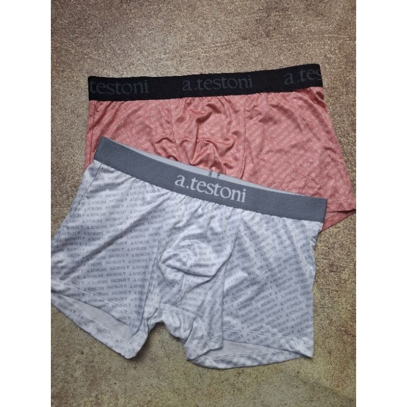 celana dalam pria testoni . a