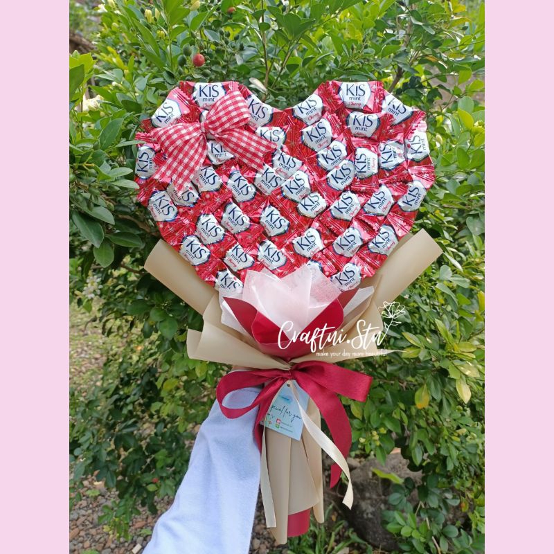 

BUKET PERMEN / BUKET PERMEN LOVE / BUKET KISS / GIFT WISUDA /GIFT