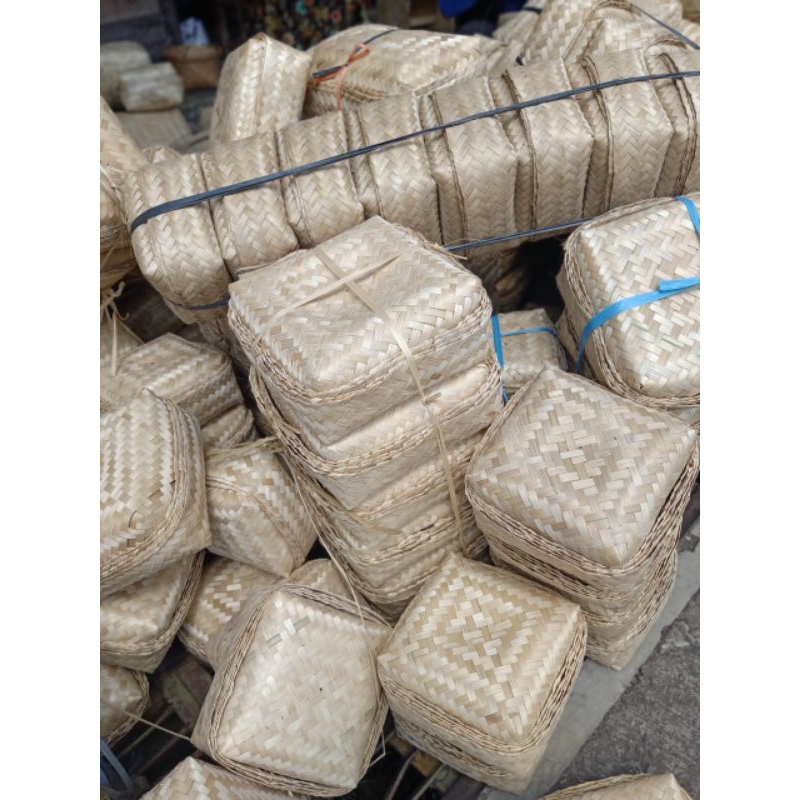SEPASANG BESEK BAMBU BESEK HAMPERS BESEK PURWOREJO