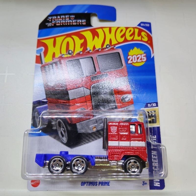 Hot Wheels Optimus Prime 2025