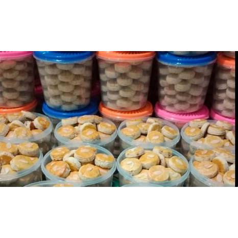 

Kue Kacang Asli Jember - 900gr