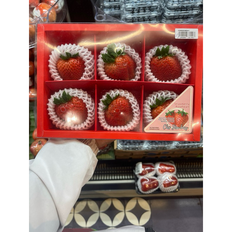 

Strawberry bibit jepang jumbo fresh/box