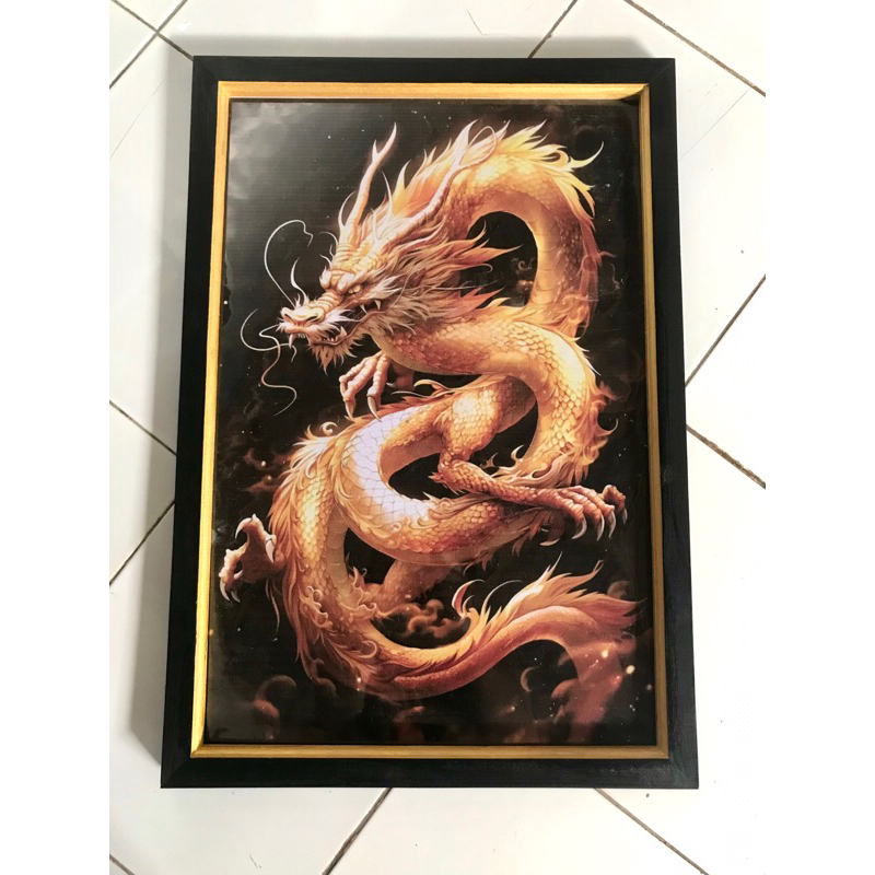 hiasan dinding lukisan cetak NAGA EMAS plus bingkai 65x45cm