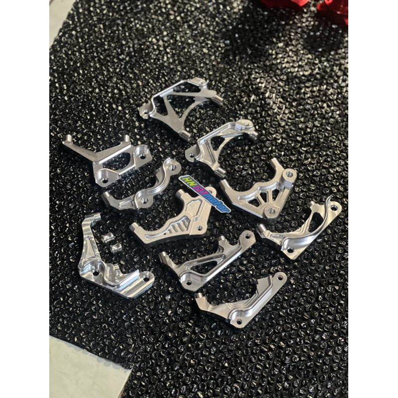 BREKET KALIPER SET FORMULA 8.1 4P / KALIPER SET BREKET FORMULA 8.1 4P