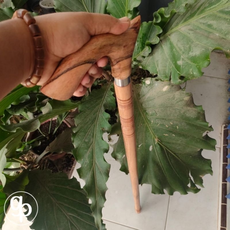 TONGKAT JALAN 1 METER TONGKAT JALAN KAYU GAHARU WANGI