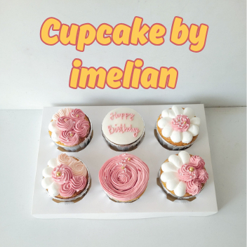 

- Cupcake Handmade Manis & Fresh — Bisa Request Tulisan | Box Isi 2/4/6/9/12 | Kado & Snack Party