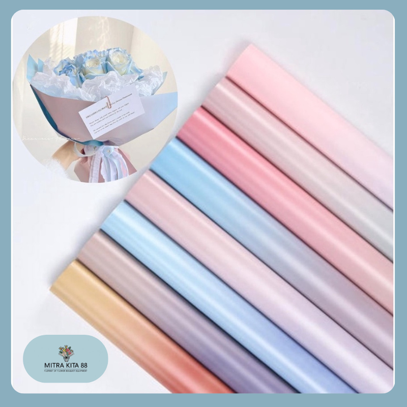 

Isi 20 LEMBAR Kertas Buket Bunga Bunga Gradasi Rainbow Waterproof Flower Wrapping Cellophane Gradient Matte Double Border KB034