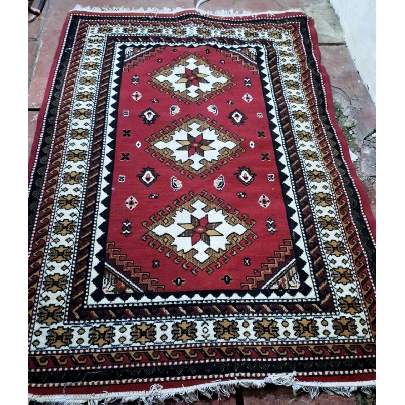 Preloved karpet permadani