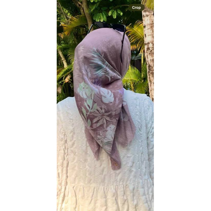 Buttonscarves Tropicale
