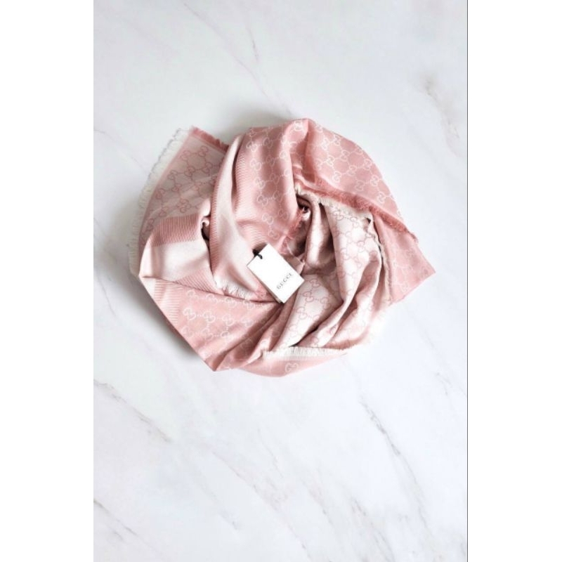 Gucci shawl / scarf salmon 140x140 cm