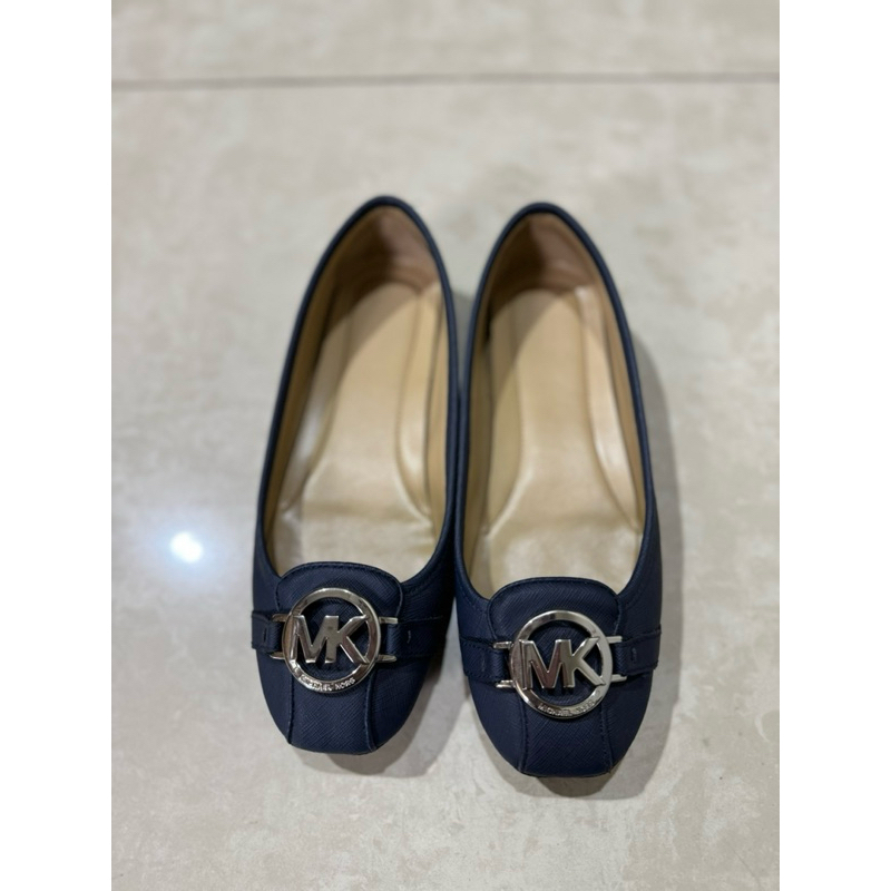 sepatu MK original size 7 preloved NBU