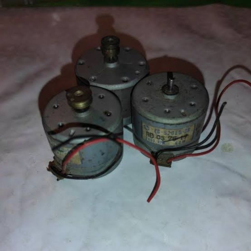 Dinamo Generator DVD 520ED Bekas Normal