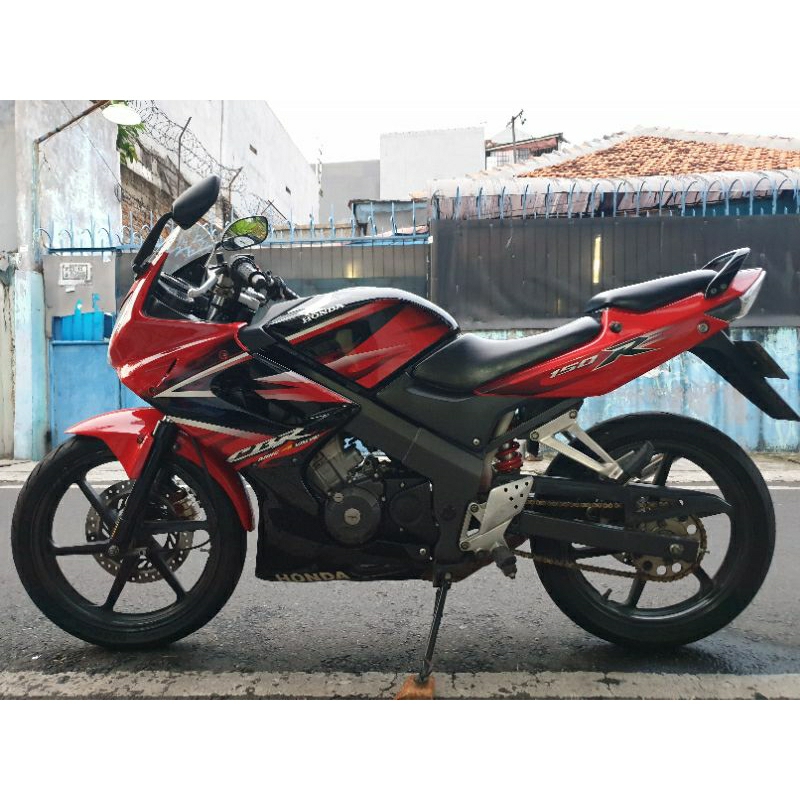 honda cbr old 150 merah 2007 mulus orisinil