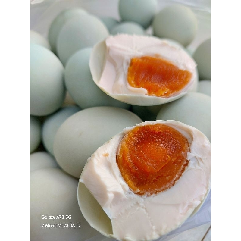

Telur asin/telur asin masir/telur asin lumer/telur asin berminyak