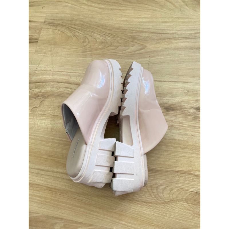 PRELOVED kronikel haze sandal beige size 38