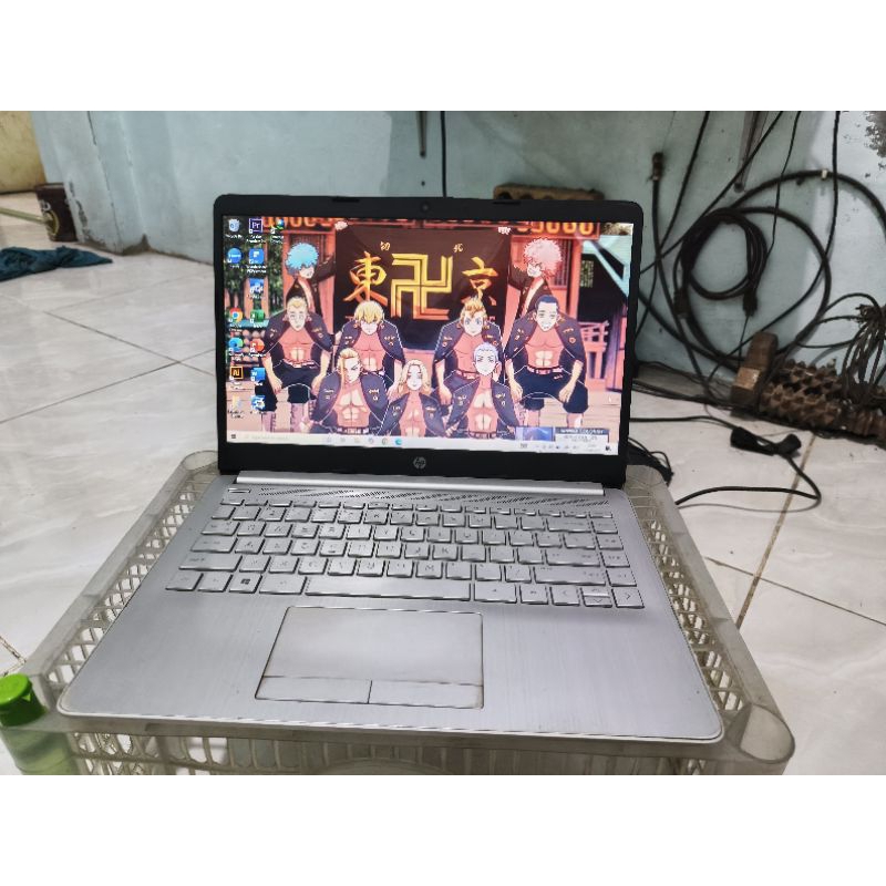 Laptop HP 14s second  super slim murah