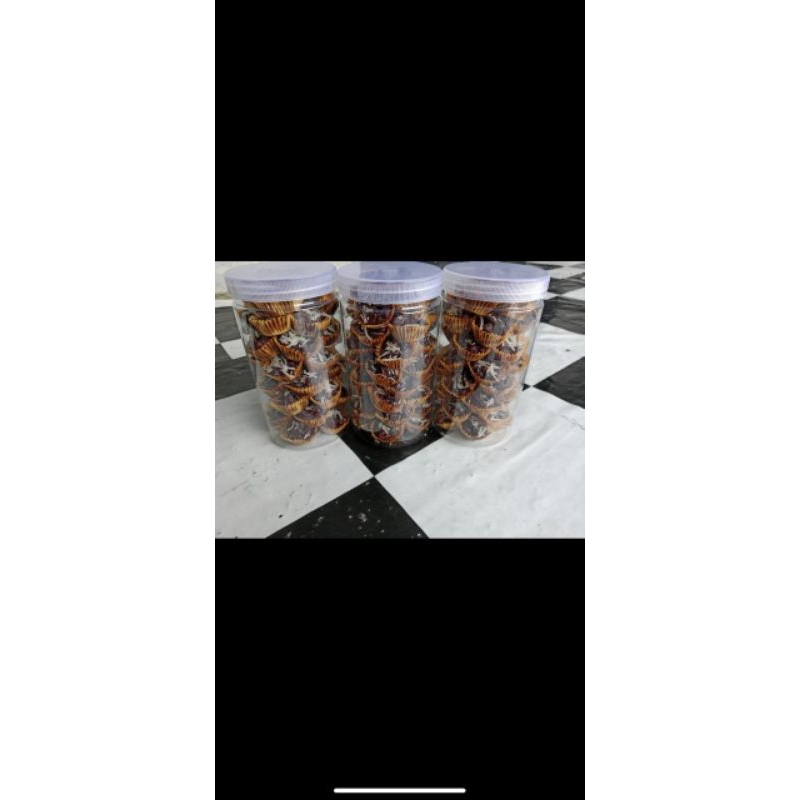 

nastar kacang coklat