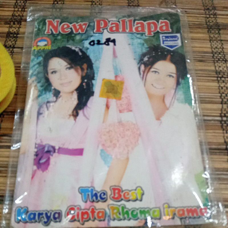 VCD THE BEST KARYA RHOMA IRAMA NEW PALLAPA DD0284