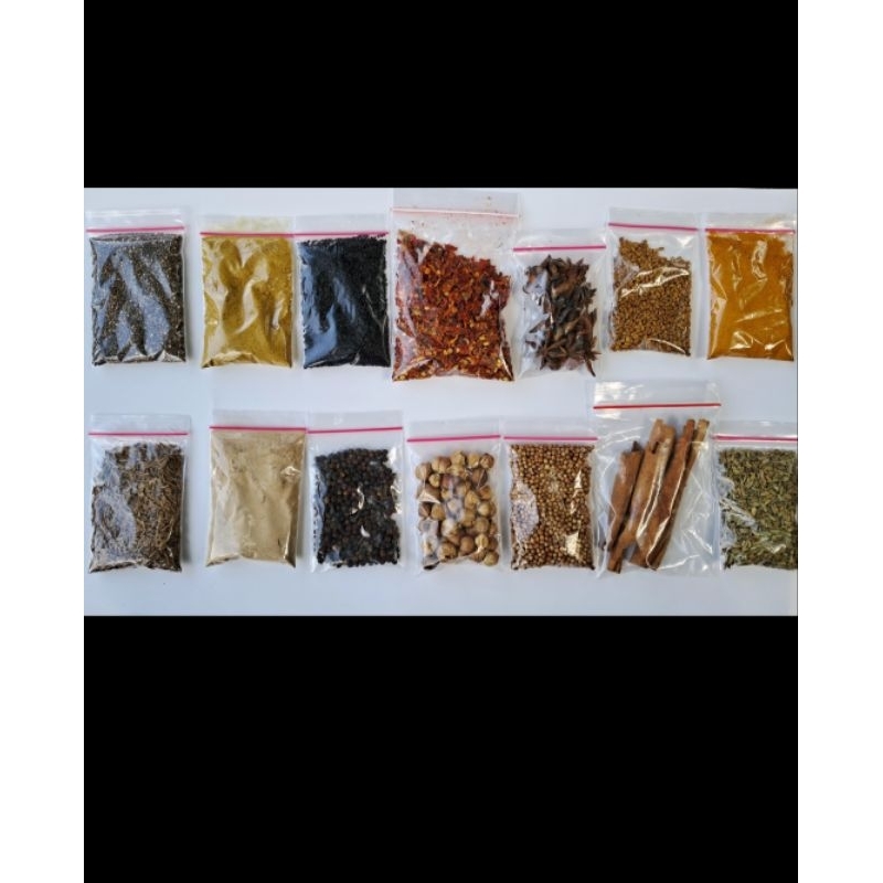 

aneka rempah bumbu masak murah 2.500 an lada hitam, jinten, ketumbar, kapulaga, kayu manis, jahe merah, kunyit, adas manis, biji chia, selasih