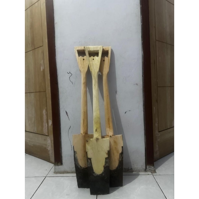 Lempak lencek linggis dodos cangkul pacul gali tanah Sawah