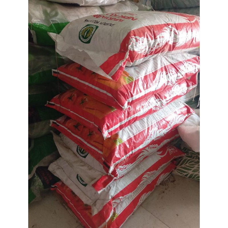 Pupuk NPK Kujang 30 6 8 Kemasan 25 kg