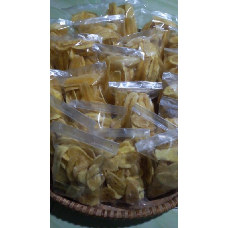 

Snack Cemilan - Keripik Pisang Asin Enak dan Gurih