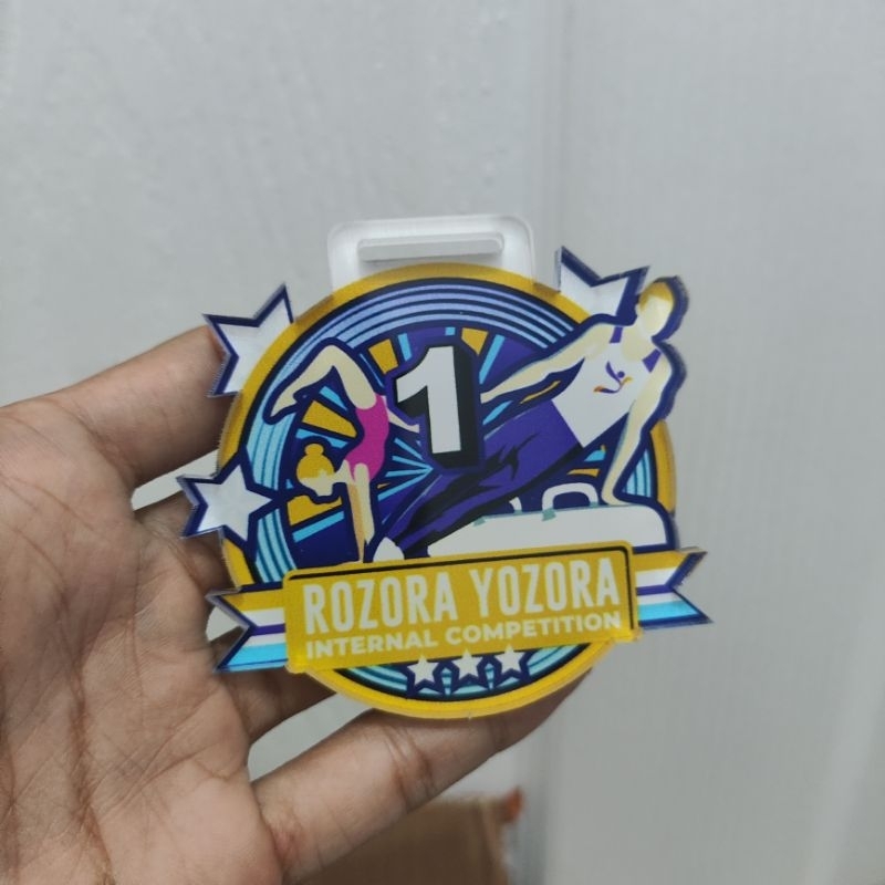 

medali akrilik custom full print UV sudah termasuk tali lanyard custom