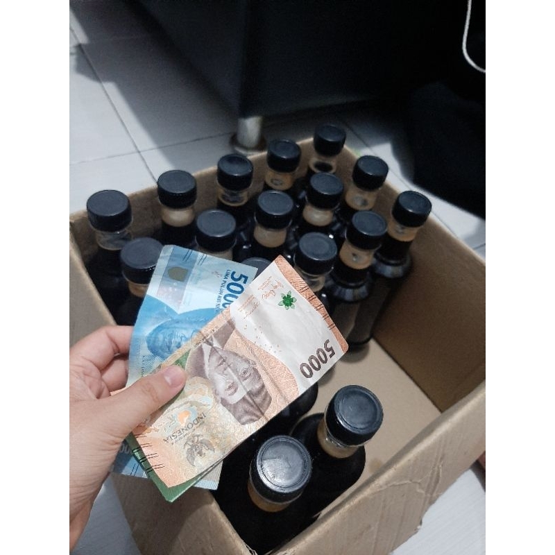 

Madu Hitam Akasia Carva Original — Madu Pahit Asli | Atasi Batuk, Maag, Imun & Stamina