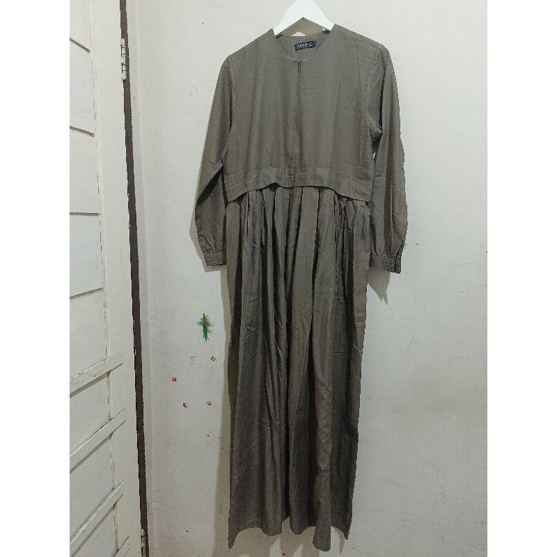 Preloved Dress evolvere