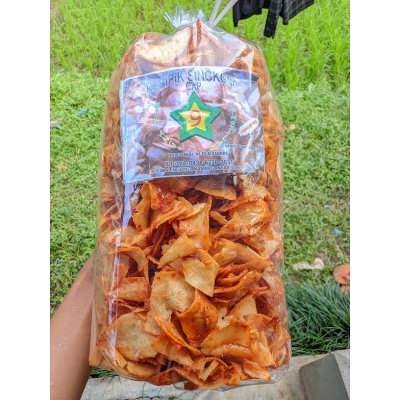 

PEROMO 2BUNGKUS KERIPIK SINGKONG PEDAS MANIS ASLI TAMPA PENGAWET 50GRM