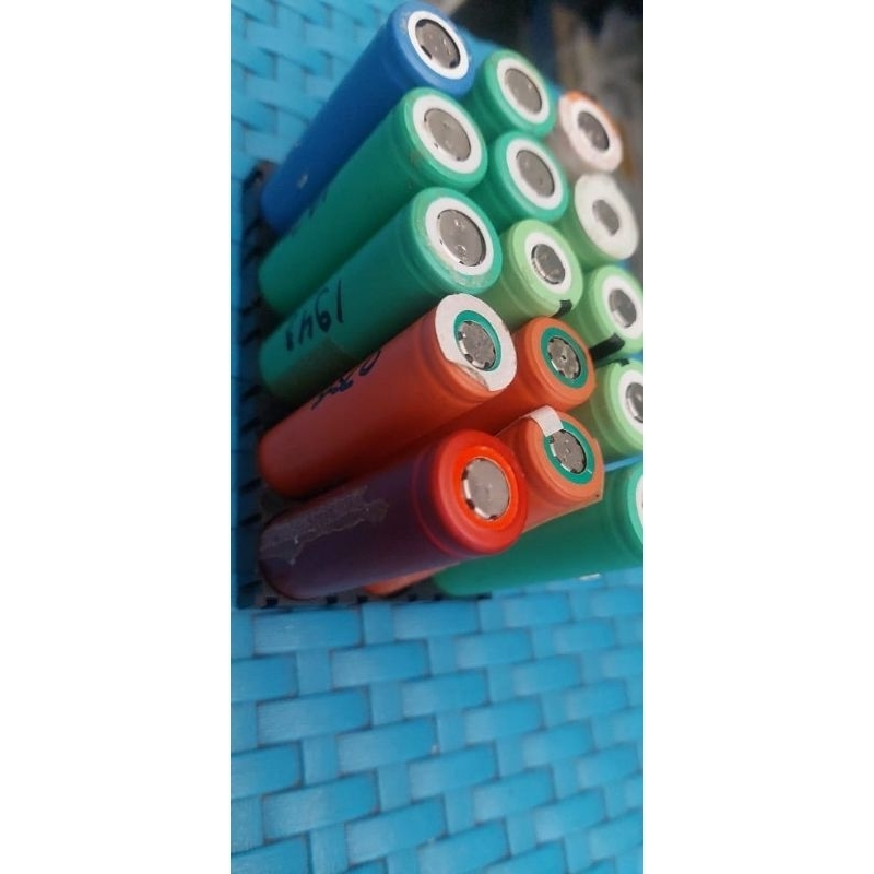 Baterai random 18650 ex laptop 1000 sampai 3000 mAH kualitas bagus murah