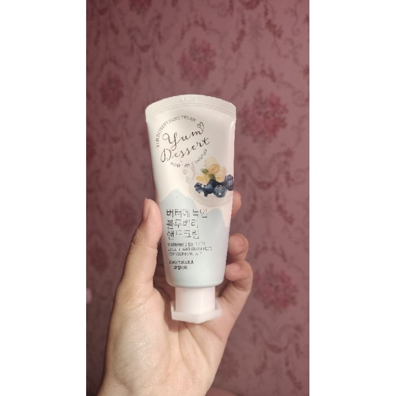 {PRELOVED} KWAILNARA Yummy Dessert Hand Cream Daiso Korea
