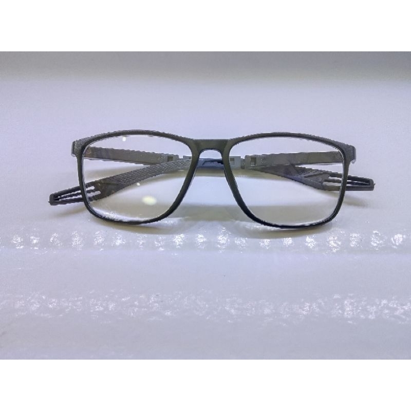 kacamata sport progresif uv GOSOK