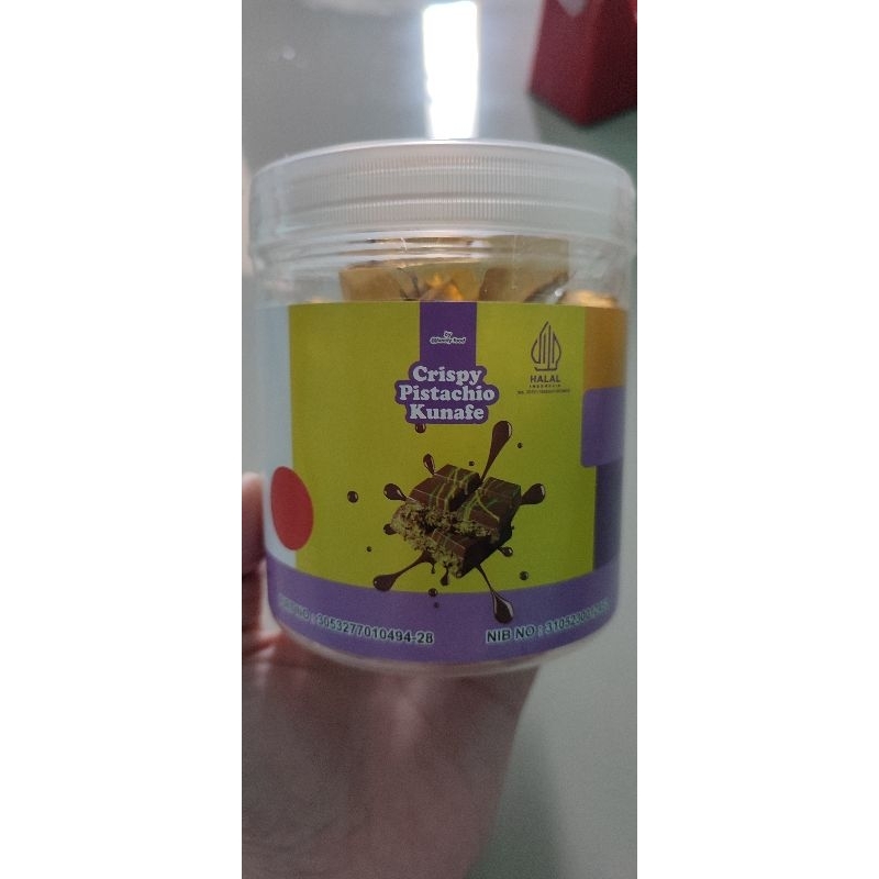 

Coklat Crispy Pistachio Kunafe - Coklat Dubai Toples by Family Food