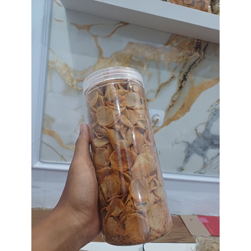 

Moring / morling SS 500gr toples Keripik Pedas Daun Jeruk Cemilan Pedas Makanan Snack Jajanan Viral
