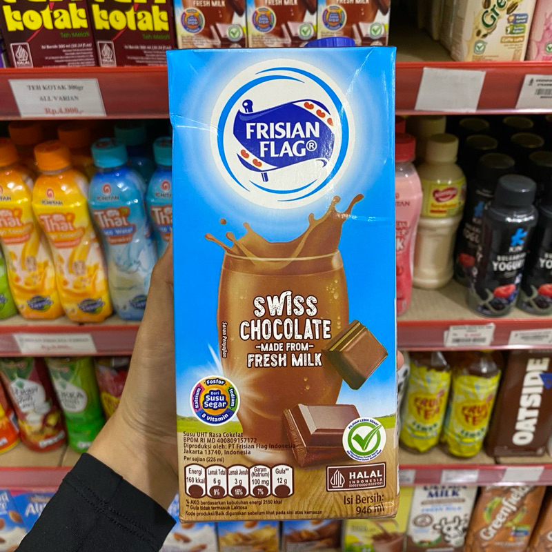 

Frisian Flag Swiss Chocolate Fresh Milk 946ml