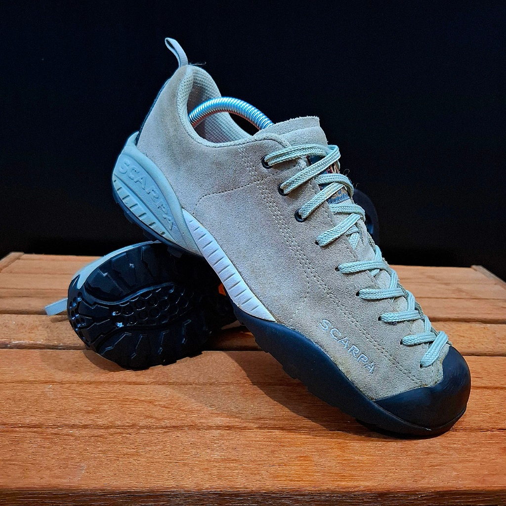 Sepatu autdoor gunug hiking camping SCARPA trail running vibram
