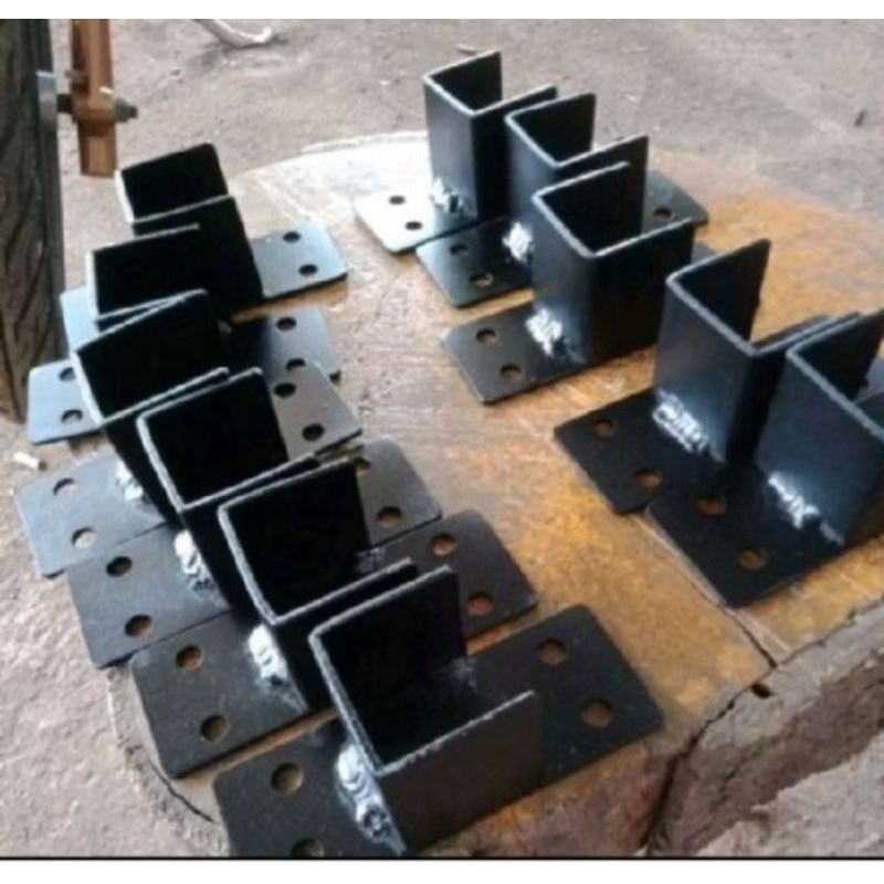 penyangga besi jemuran baju / pakaian tempel dinding besi penyangga jemuran baju / pakaian penyangga