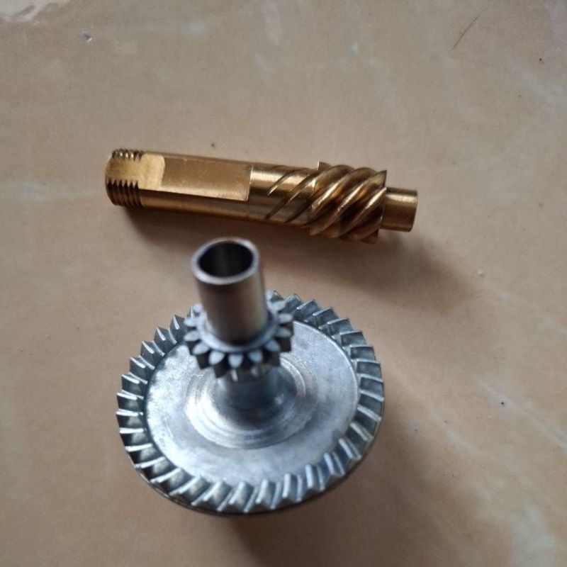 Drive gear + Pinion Ryobi maturity Hp sw/Legacy